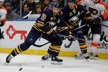 philadelphia flyers v buffalo sabres stock photos pictures flyers v sabres
