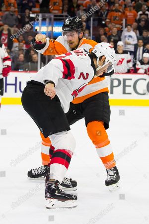 new jersey devils v philadelphia flyers stock photos pictures flyers devils