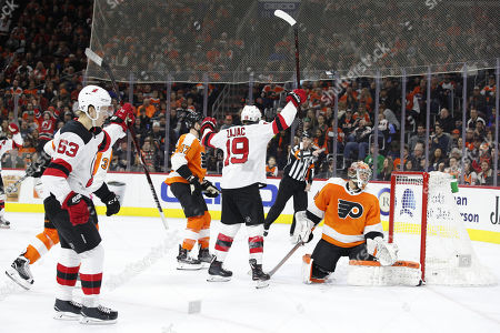 new jersey devils v philadelphia flyers stock photos pictures flyers devils